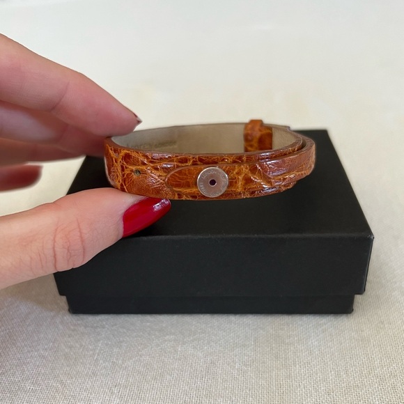 Embossed Leather Asprey Wrap Bracelet - Picture 1 of 10